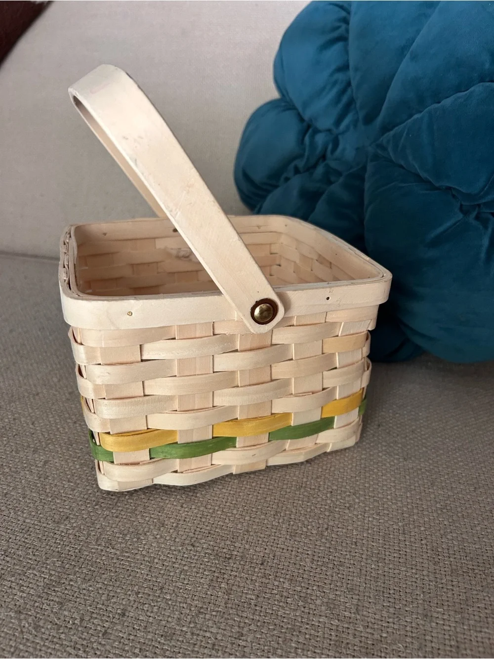 Small Woven Wood Storage Wicker Basket w/ Handle Green Yellow Spring Easter
